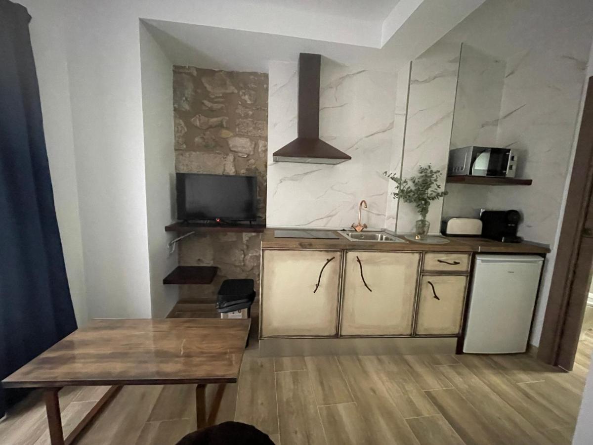 Ateneo Cuenca Suites Con Cocina En El Casco Historico Exterior foto